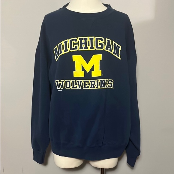 Vintage Other - Vintage UofM XL University of Michigan Crewneck Sweatshirt